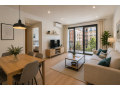 piso-luminoso-con-terraza-y-garaje-en-zona-residencial-small-0