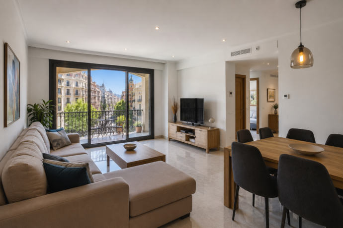 piso-centrico-con-balcon-y-plaza-de-garaje