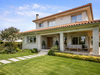 casa-independiente-con-jardin-y-espacios-familiares